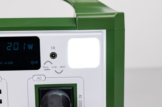 Υψηλής απόδοσης AC 300W 220V Έκδοση Φορητή ηλιακή γεννήτρια επαναφορτιζόμενη LifePO4 μπαταρία για υπαίθρια πεζοπορία
