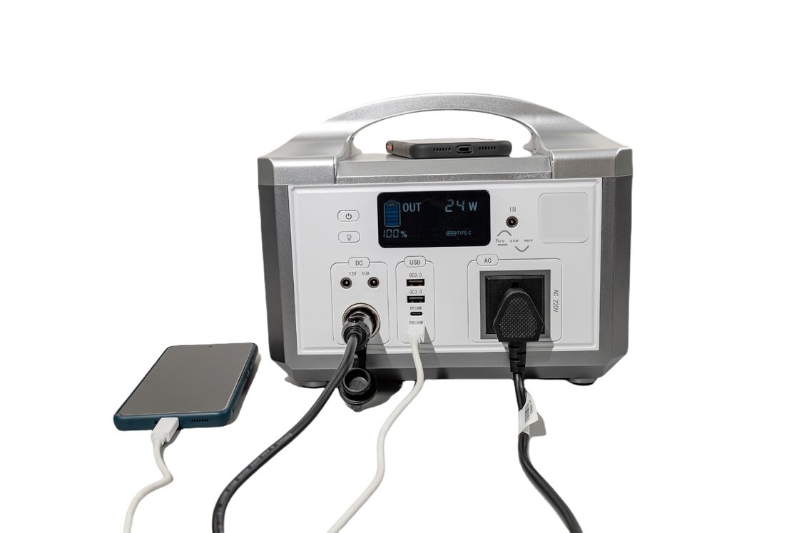 IP65 Φορητή τροφοδοσία LifePO4 600WH Ηλεκτρική μπαταρία Εξόδου ισχύος έως 1200W Ηλιακή γεννήτρια ενέργειας για κάμπινγκ / οικιακή χρήση